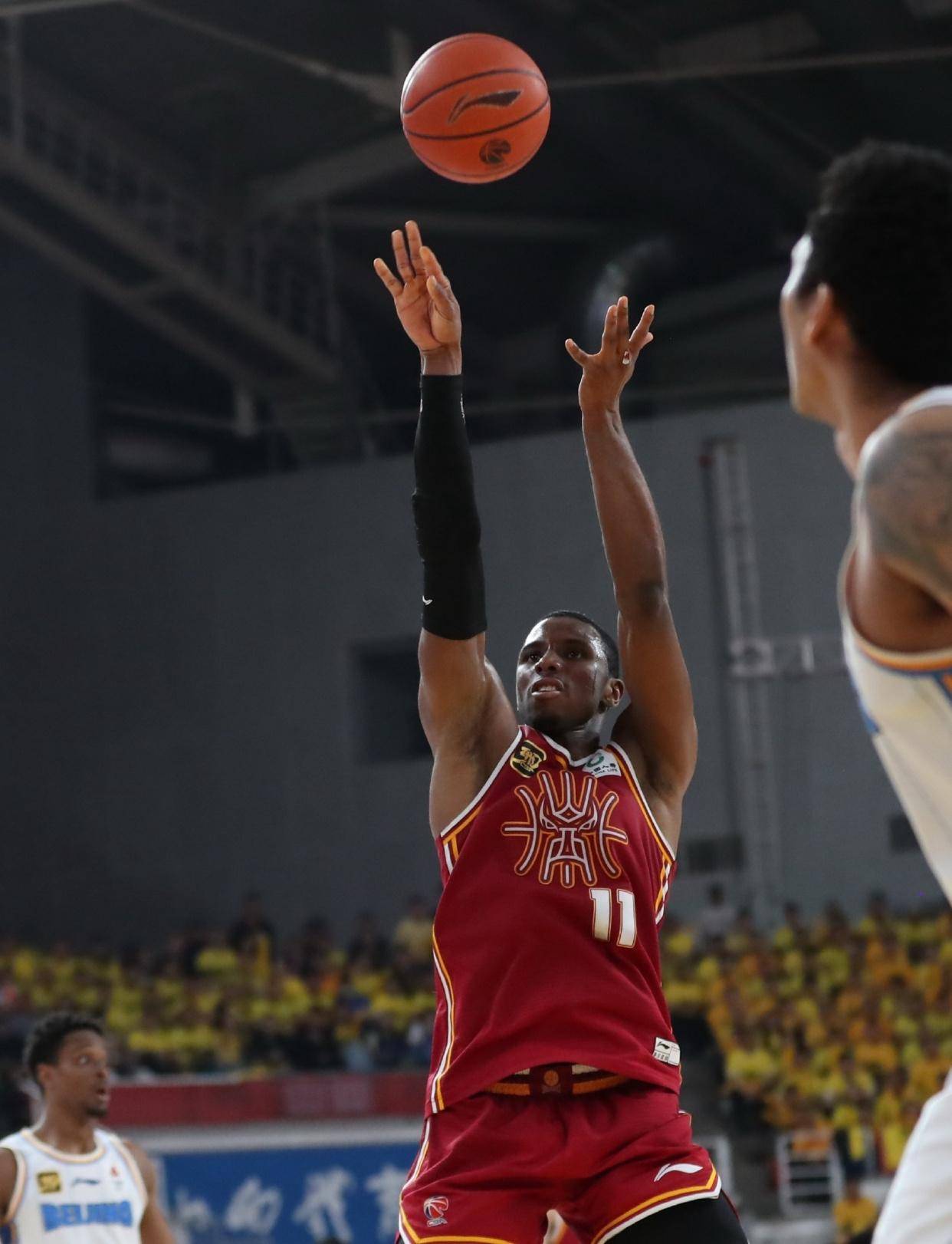 爱游戏娱乐平台 -赛前丹佛掘金迎来里程碑——CBA季后赛节点到来，信心回归，更衣室氛围转暖的简单介绍