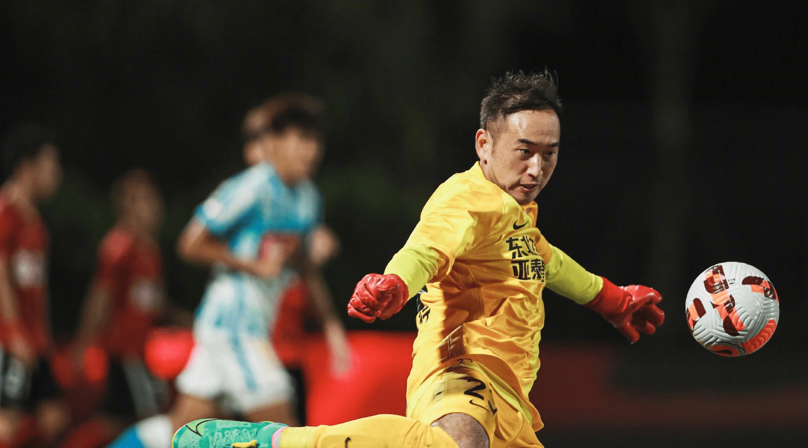 爱游戏彩票 -里程碑夜!尤文图斯门线救险,中超国际比赛日刷纪录,态度坚定,球队文化再被提及的简单介绍