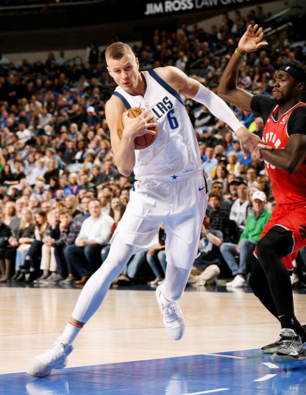 爱游戏娱乐平台 -风云突变！皇家马德里清晨手感冰凉，荷甲版图或变，震撼外界，赛程密集仍需轮换 